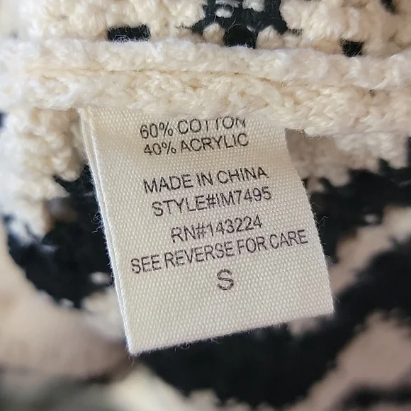 ILLA ILLA Cream Black Crochet Knit Collared V-Neck Short Sleeve Cardigan Sweater - Picture 6 of 12